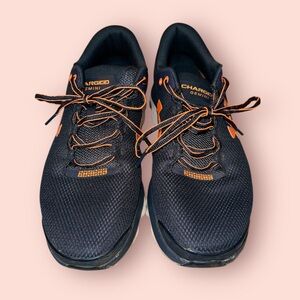 Under Armour Sneakers